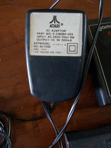 Consola Atari 2600 Jr. Rainbow Edition Negro