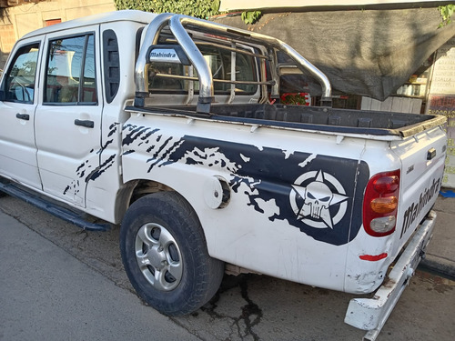 Mahindra Pik-Up Xl D/C 4X2 Eiv