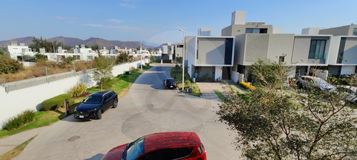 Casa En Venta En San Agustín