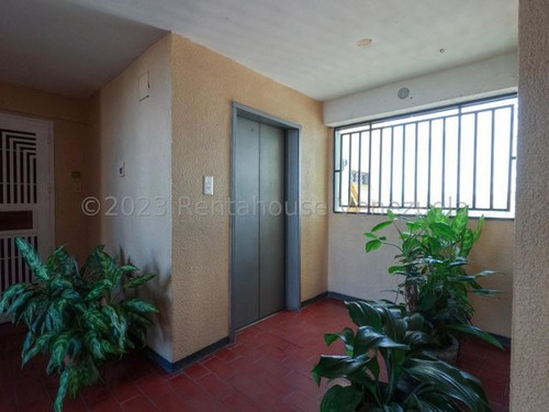 Imagen 18 de 30 de Apartamento En Venta Zona Oeste Barquisimeto Lara Rah 23-18720 // Invierta Seguro Con Rentahouse//