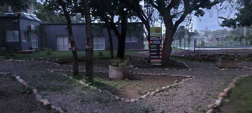 Imagen 5 de 16 de Casa De Campo C/cancha Fútbol Y Padel
