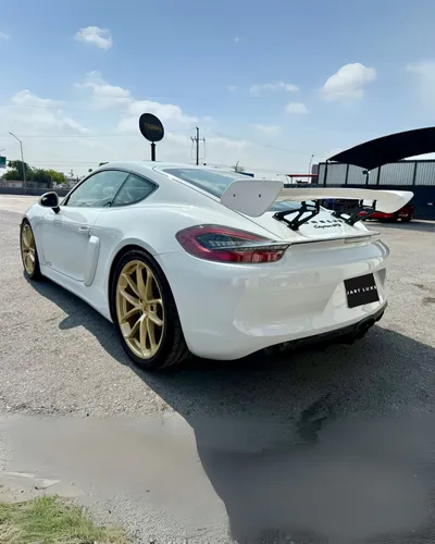 Porsche 718 Cayman Gts