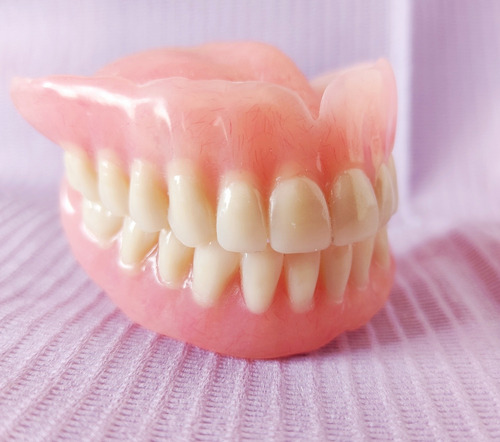 Imagen 2 de 5 de Prótesis Dentales A Domicilio !!!
