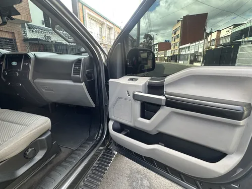 Ford F-150 3.3 Xlt