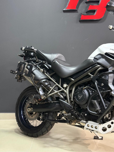Triumph Tiger 800 Xcx