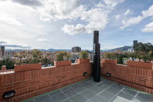 Casa En Arriendo/venta En Sierras Del Moral. Cod V7515