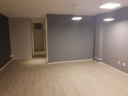 Local En Renta Milenio En Plaza Comercial 1 Baño Factura