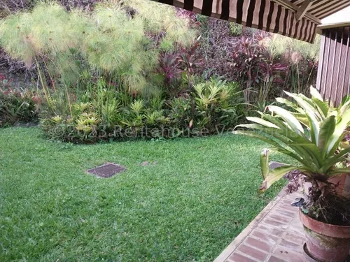 Casas En Venta Mls #24-12115
