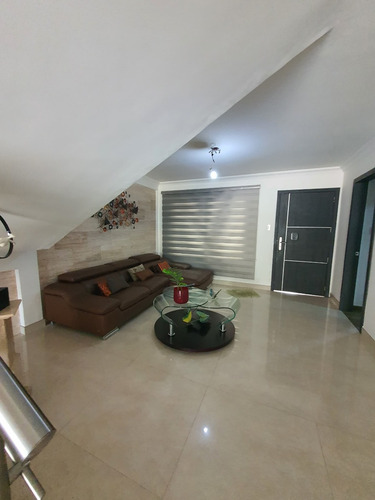 Ana María Arteaga Vende Casa En Urbanización Plaza Prebo Ii. Imb