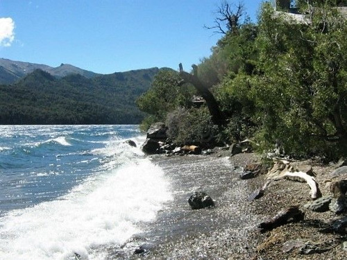 Turístico En Venta Ubicado En Lago Gutiérrez, Bariloche
