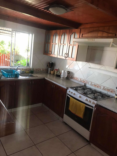 Imagen 6 de 19 de Casa En Comuna La Reina, Villa La Reina, Cuenta Con 2 Casas