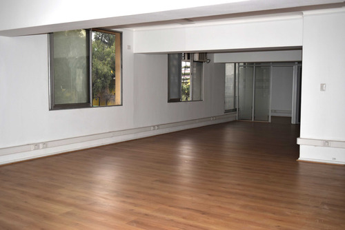 Remodelada, 379 M2. Miraflores Con Moneda (91420)