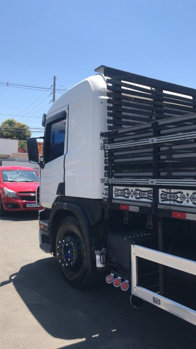 Imagem 4 de 14 de Scania P250 Truck Carroceria