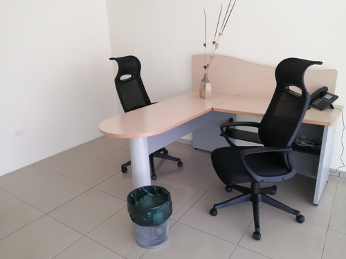 Oficinas Amuebladas Sin Aval Angelópolis Puebla. Amuebladas. Todos Los Servicios Incluidos. Estacionamiento Disponible Con Costo.