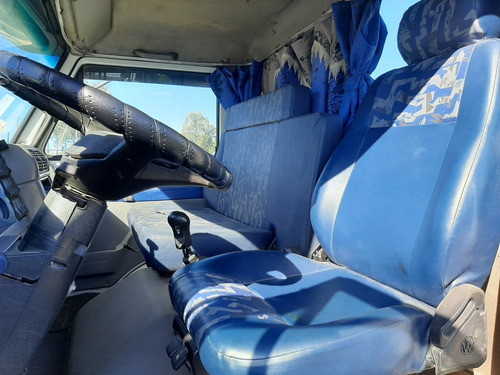 Volkswagen 17220 Tractor Doble Eje