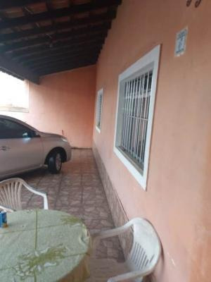 Imagem 7 de 7 de Casa À Venda Localizada A 100 M Da Praia Em Itanhaém.7637 M