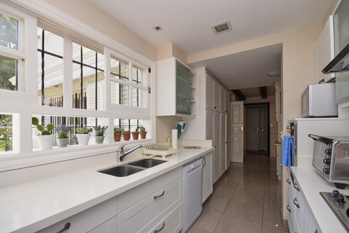 Imagen 18 de 30 de Residencia Acassuso Impecable!!!!para Mudarse Ya!!!