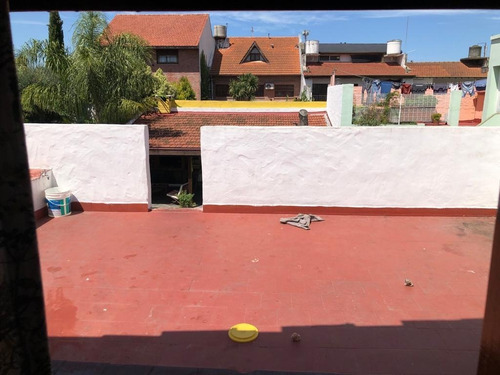Imagen 3 de 15 de Casa Venta 4 Ambientes Martinez