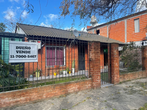 Casa En Venta En Ezeiza Tomo Vehículo En Parte De Pago 