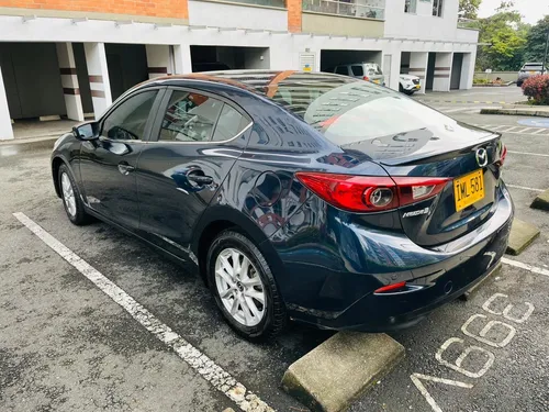 Mazda 3 2.0 Touring