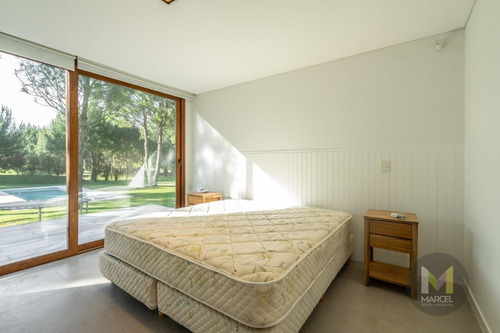 Imagen 16 de 25 de Casa - 5 Ambientes - La Herradura - Pinamar