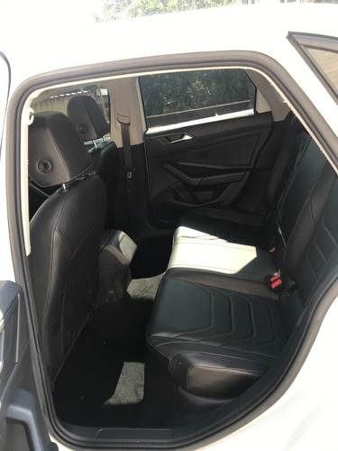 Imagen 8 de 12 de Volkswagen Jetta 1.4 T Fsi Highline 2019