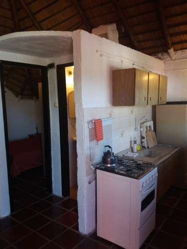 Imagen 7 de 14 de Cabañas Beija Flor Centro De Punta Del Diablo