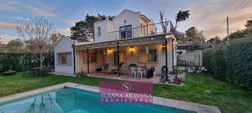 Casa En Venta En De Vicenzo Chico, Del Viso, Pilar