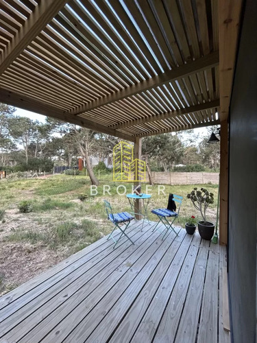 Venta De Casa De Un Dormitorio En Barra Verde. Punta Del Este, Uruguay.