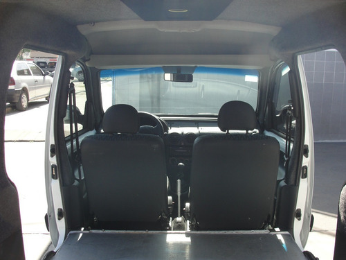 Imagen 20 de 22 de Renault Kangoo Ph3 Gran Confort 1,6 2p Año 2017