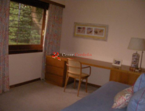 Casa En Golf, 4 Dormitorios *- Ref: 1064