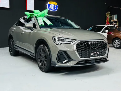 Audi Q3 Select 2022