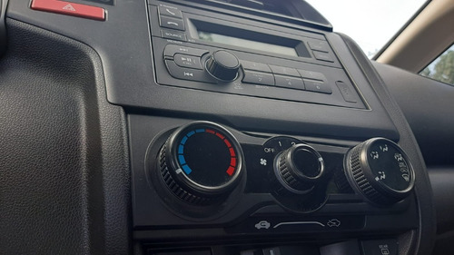 Imagem 9 de 12 de Honda Fit 1.5 Lx 16v Flex