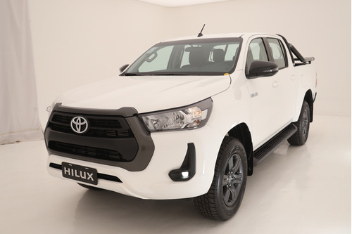 Hilux 2.4 4x2 Sr Cd 6m/t D.r