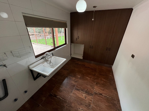 Lujosa Y Exclusiva Casa En Venta En Lo Cañas