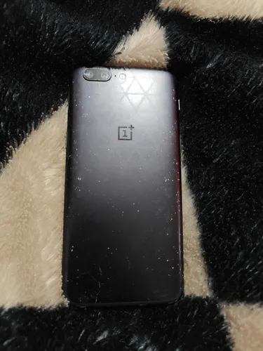 Oneplus5 A5000 (Usado)