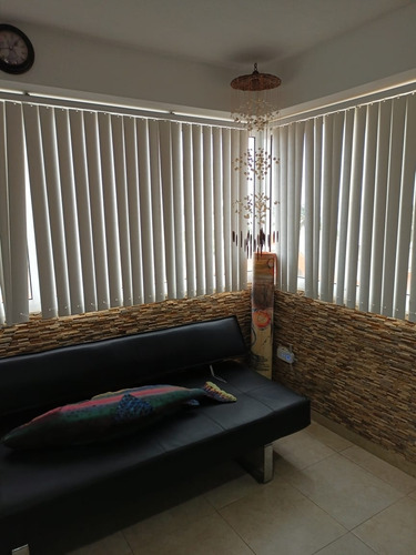 Josseyris Jimenez Vende Apartamento En Tucacas Boca De Aroa Res Isla De Plata