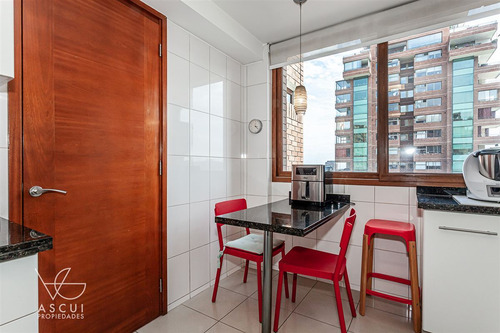 Departamento En Venta De 3 Dorm. Más Servicios En Las Condes