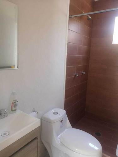 Imagen 6 de 10 de Casa En Venta Cerca De Vw Outlet Acceso A Periférico Y Autopista