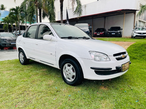 Chevrolet Classic 1.0 VHC FlexP. 4p