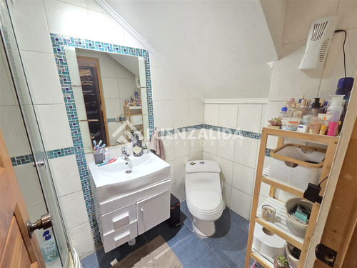 Casa En Venta De 3 Dorm. En Ñuñoa