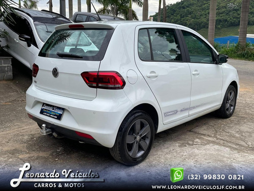 Volkswagen Fox 1.6 MSI TOTAL FLEX CONNECT 4P MANUAL