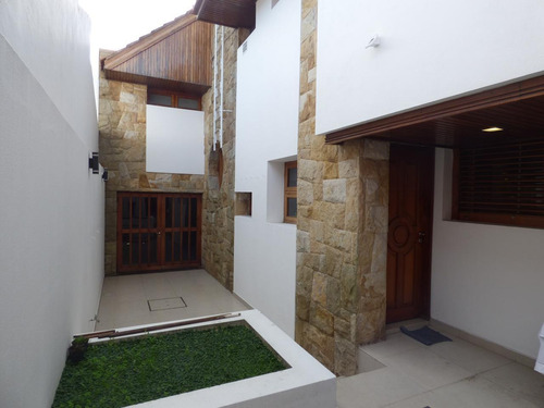 Imagen 15 de 30 de Casa En Venta En La Plata Calle 60 E/ 134 Y 135- Dacal Bienes Raices