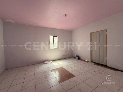 Casa En Venta En Col. Revolución Chihuahua, Chih.