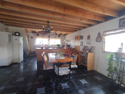 Hermosa Casa En Comunidad Los Quilos, Camino Totoral