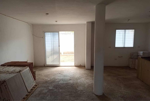 Townhouse En Obra Blanca En San Diego - Residencias Sabana Paradise, Planta 50% Atm