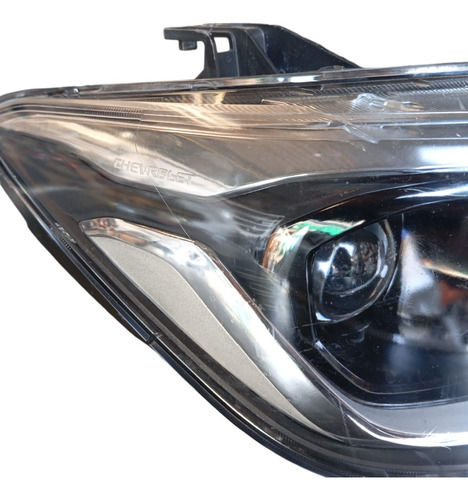Farol L.d Tracker 20/21 Recuperado (Usado)