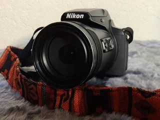 Cámara Nikon Coolpix P900 Seminueva Con Accesorios