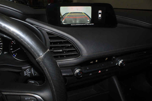Imagen 10 de 15 de Mazda Mazda 3 2020 5p I Sport Grand Touring Hatchback