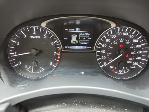 Nissan Pathfinder 3.5 Exclusive 4x4 Cvt